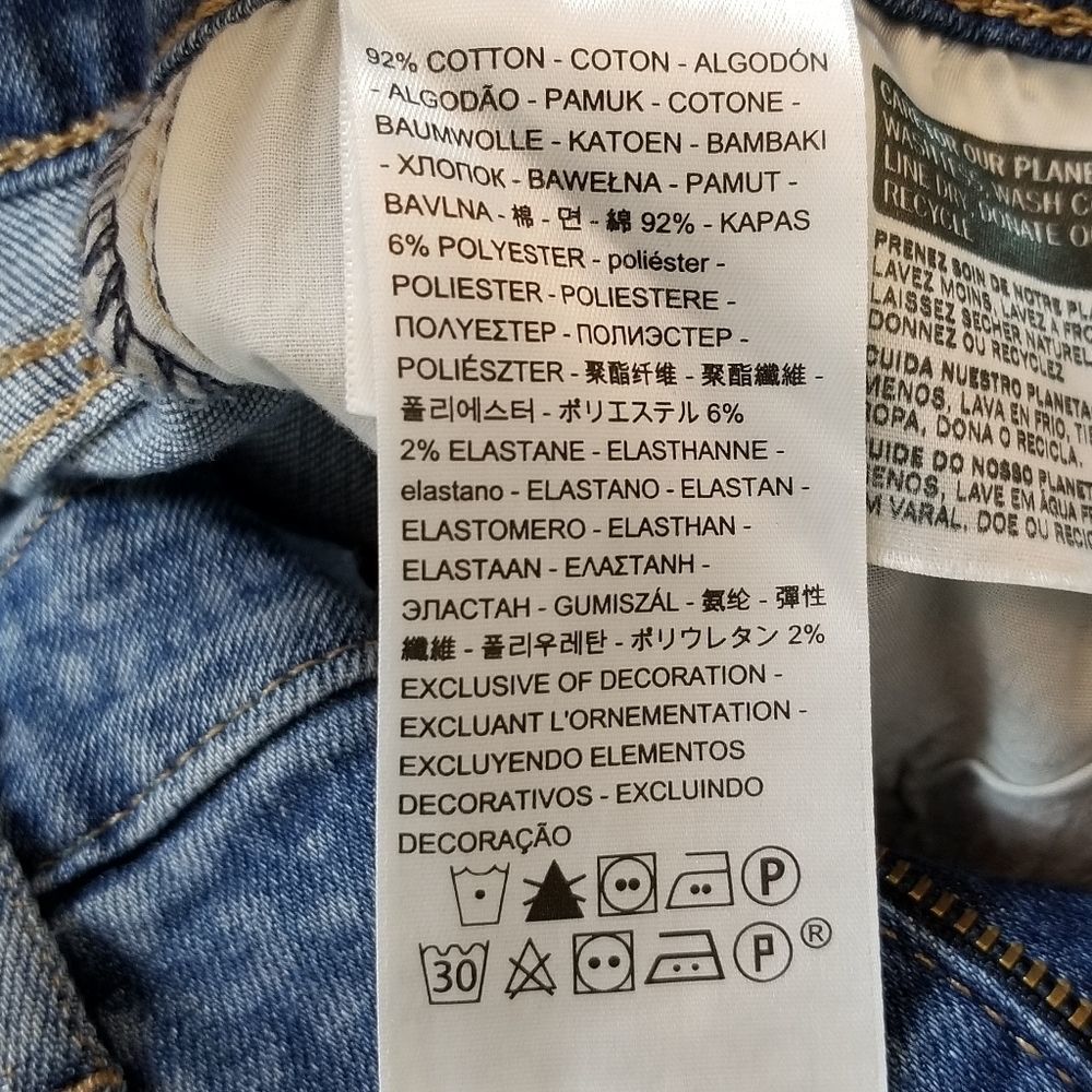Leopard LEVI'S 711 Skinny Light Wash Mid Rise BNWT - Picture 10 of 10